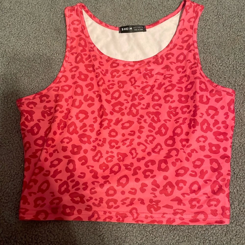 Cropped pink cheetah print tank from SHEIN
